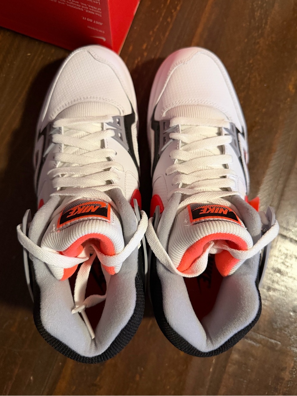 DeadStock Nike Air Tech Challenge 2 Retro Hot Lava Sneaker - 9M - Picture 5 of 11